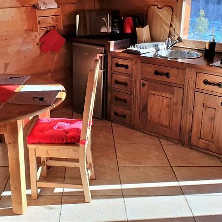 Bienvenue Dans Notre Chalet! Appartement Les Sitelles Le Grand-Bornand Exterior photo